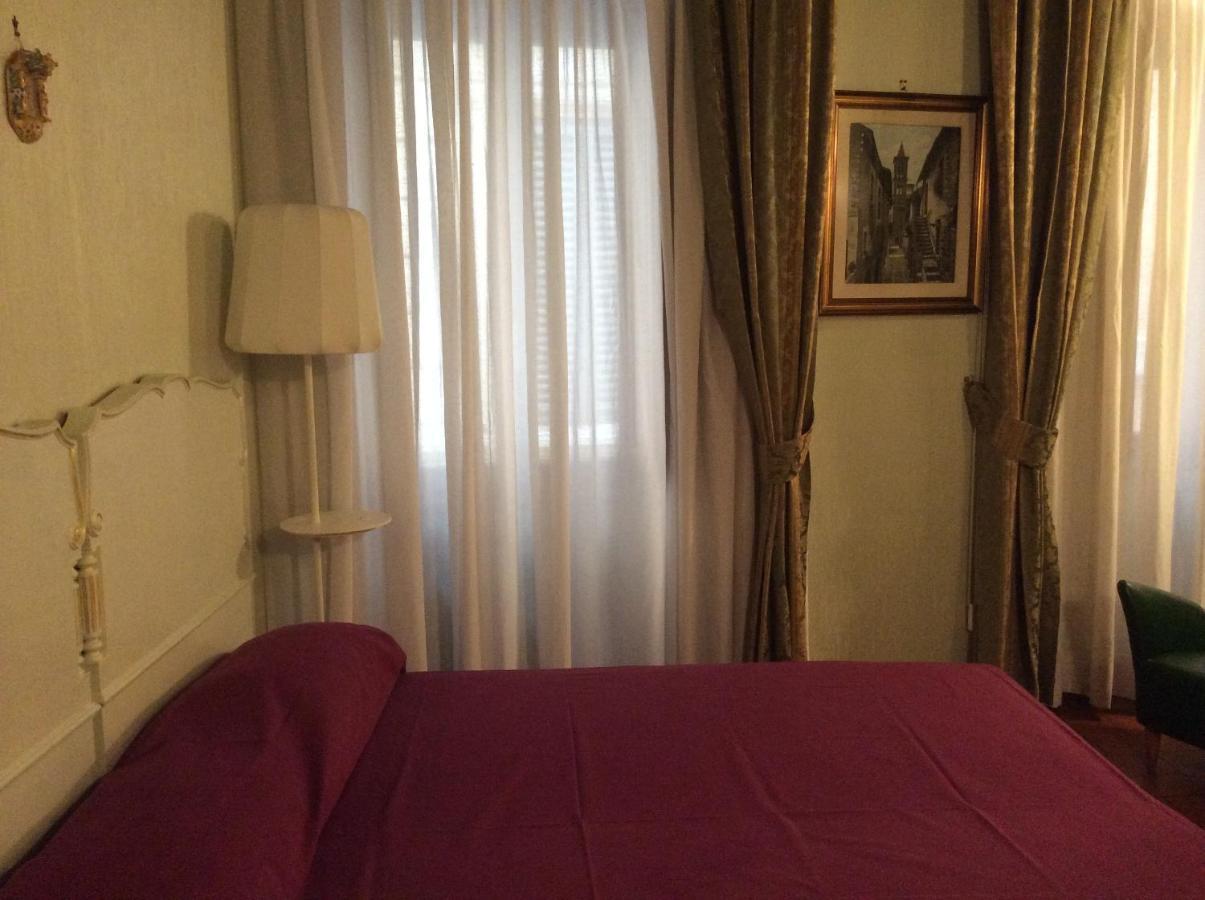 Fiammetta House Centro Di Roma Appartement Buitenkant foto